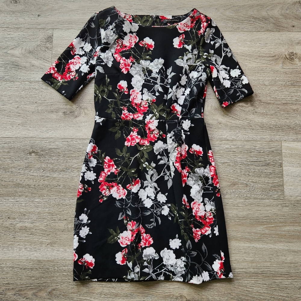 Banana Republic Red Black Floral Dress Womens 4p Sleeves Pleated Busines Dressy